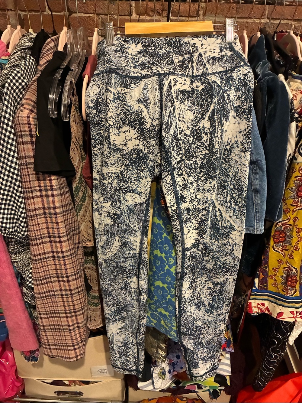 Lululemon blue and white patterned leggings